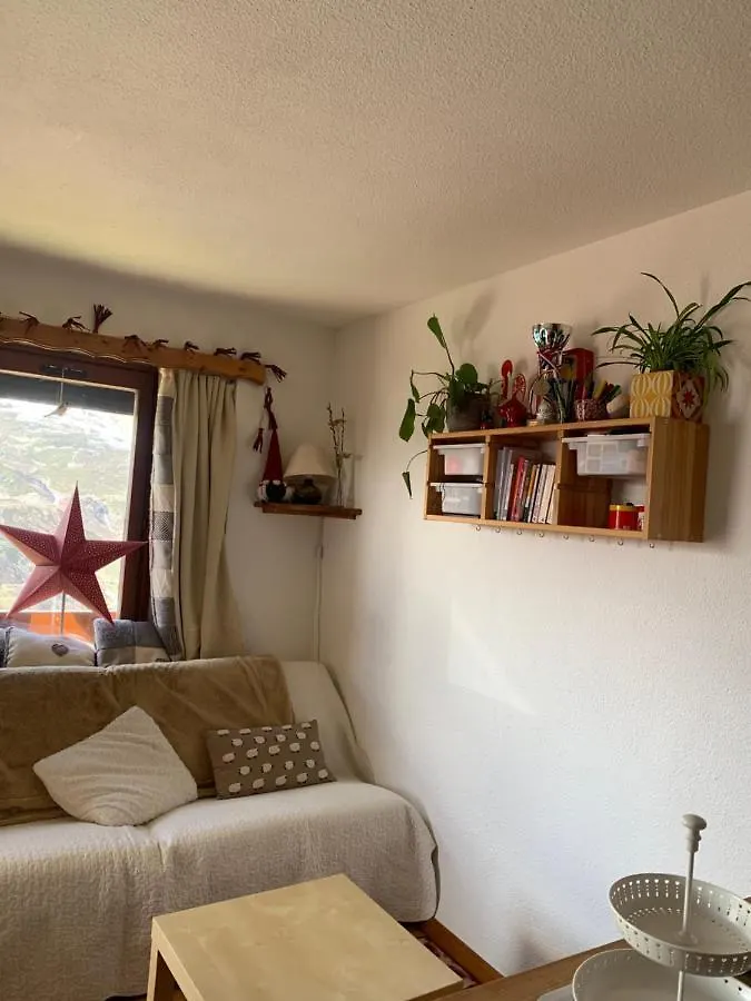 アパート Appartement Cosy Et Ensoleille Reberty 2000 Vue Montagne サン・マルタン・ド・ベルヴィル